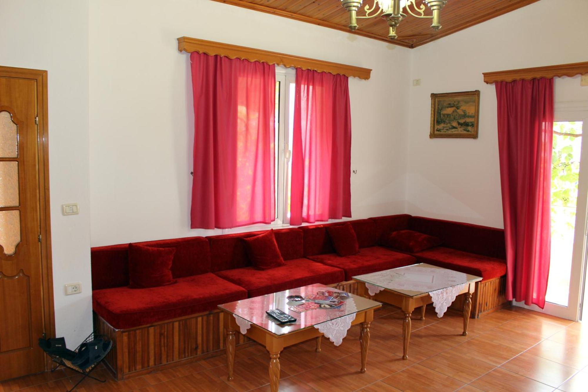 Gjirokastër Margarita - Entire House With 4 Bedrooms And Free Parking المظهر الخارجي الصورة